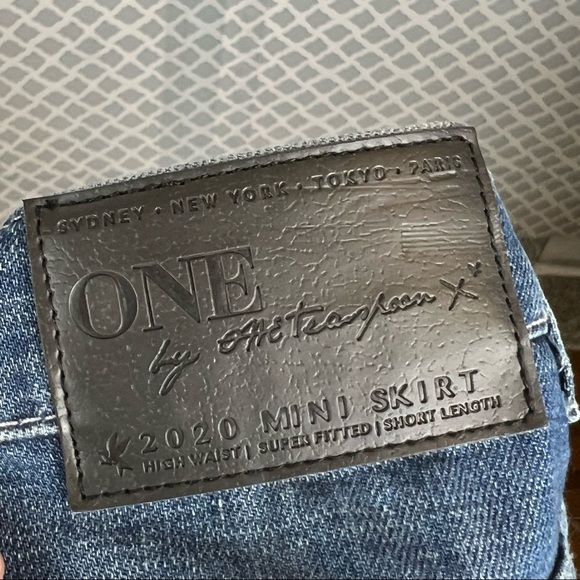 EUC One Teaspoon 2020 Medium Wash Two-Tone Distressed Denim Mini Skirt - Picture 12 of 12